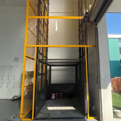 济源导轨式升降机助力物流园破解运输难题